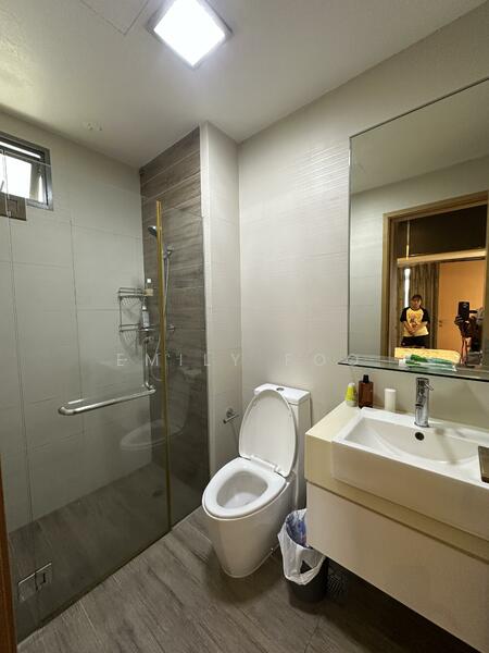 Sindo Industrial Building, 66 Tannery Lane, 237 sqft, Office For Rent, by Emily Foo, 60155407 - Bathroom - CommercialGuru.com.sg