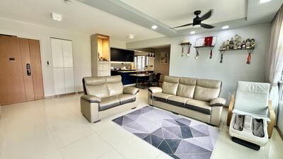 For Sale - 439B Bukit Batok West Avenue 8