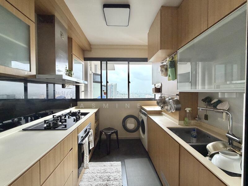 Fully renovated kitchen