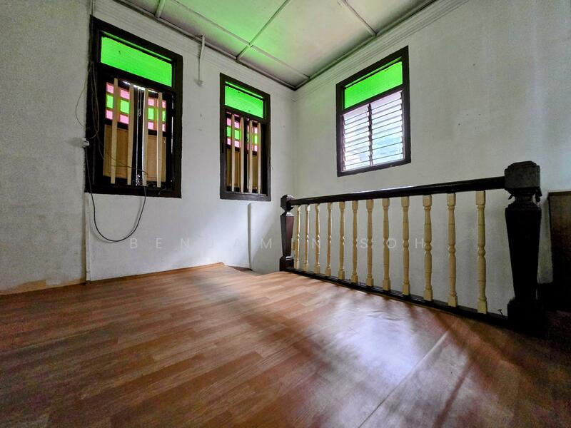 For Sale - PERFECTLY POSITIONED PRE-WAR BUNGALOW