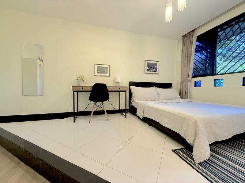 For Rent - Rare Find | Near Dhoby Ghaut MRT & 24Hr Supermarket | Large Bedroom