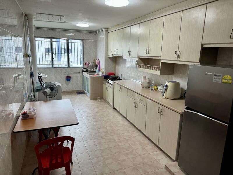 For Rent - 427 Bedok North Road