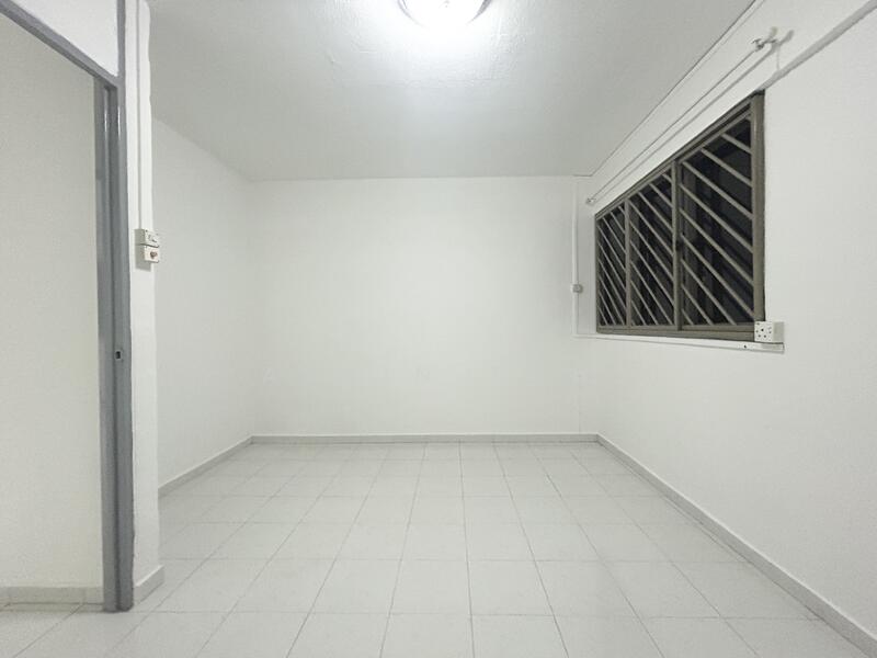 For Rent - 104 Woodlands Street 13