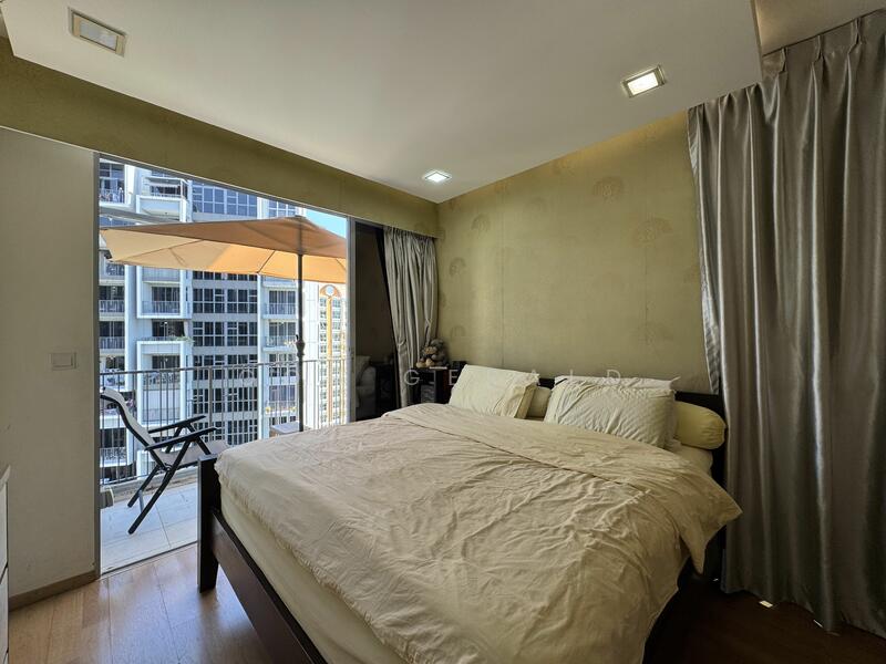 For Sale - Prive