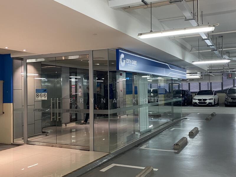 City Gate, 371 Beach Road, 387 sqft, Mall Shop For Sale, by Bryna Koh, 60156516 - Car Park - CommercialGuru.com.sg