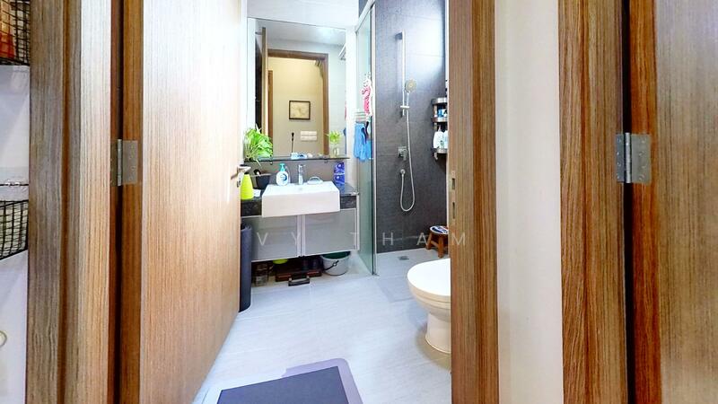 Sandy Eight Apartment For Sale at S$ 1,430,000 | PropertyGuru Singapore - Common Bathroom