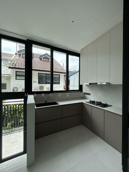 Wet Kitchen