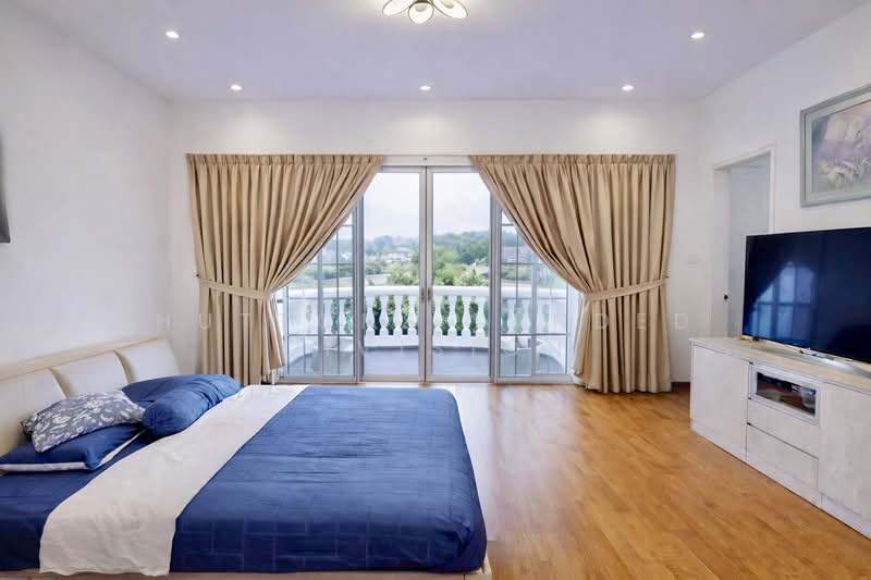 Serene & Charming House on an Elevated plot; Prestige estate, , 4 Bedrooms, 3,000 sqft, Semi-Detached House For Sale, by Huttons Landed Division, 60156782 - Bedroom - PropertyGuru.com.sg
