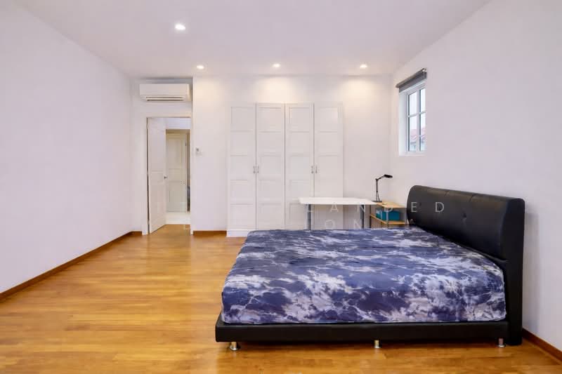 Serene & Charming House on an Elevated plot; Prestige estate, , 4 Bedrooms, 3,000 sqft, Semi-Detached House For Sale, by Huttons Landed Division, 60156782 - Bedroom - PropertyGuru.com.sg
