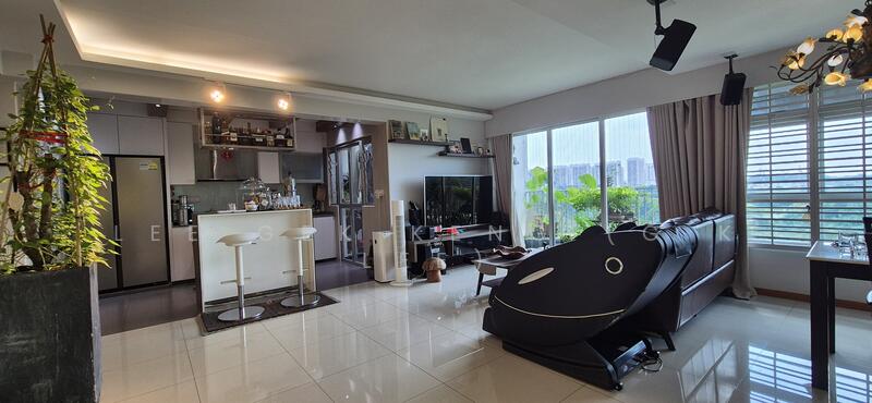 Open concept kitchen with Island