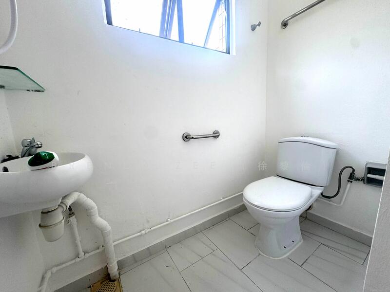 For Sale, Corner Detached in Siglap Vicinity