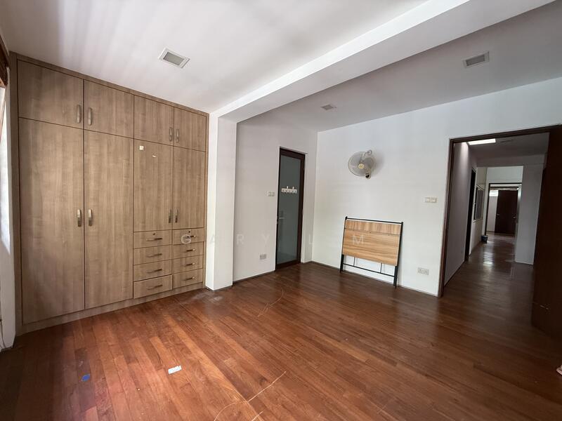 For Sale - Newton I Novena