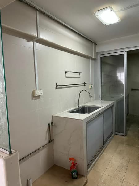 354 Bukit Batok Street 31, 354 Bukit Batok Street 31, 3 Bedrooms, 1,506 sqft, HDB Flat For Sale, by Sze Chern Tay, 60157488 - Kitchen - PropertyGuru.com.sg