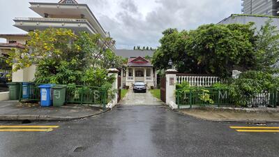 For Sale - Retro Freehold Detached @ Kovan | Quiet | 1km to Xinghua | Ideal for Rebuild or A&A