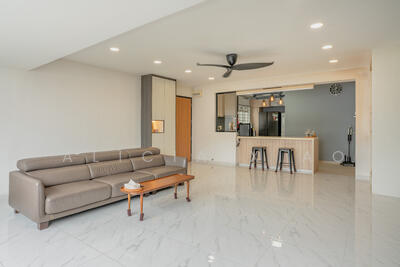 For Sale - 708 Jurong West Street 71