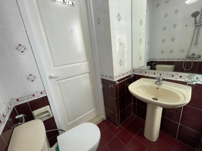 Common Bathroom
