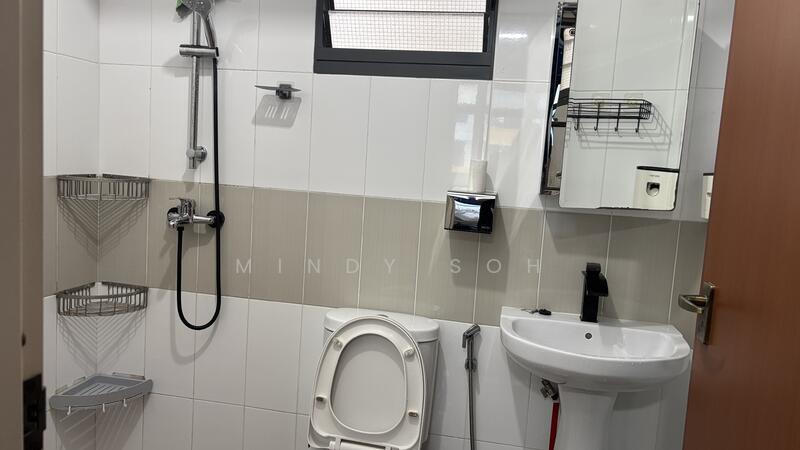 Common Toilet 