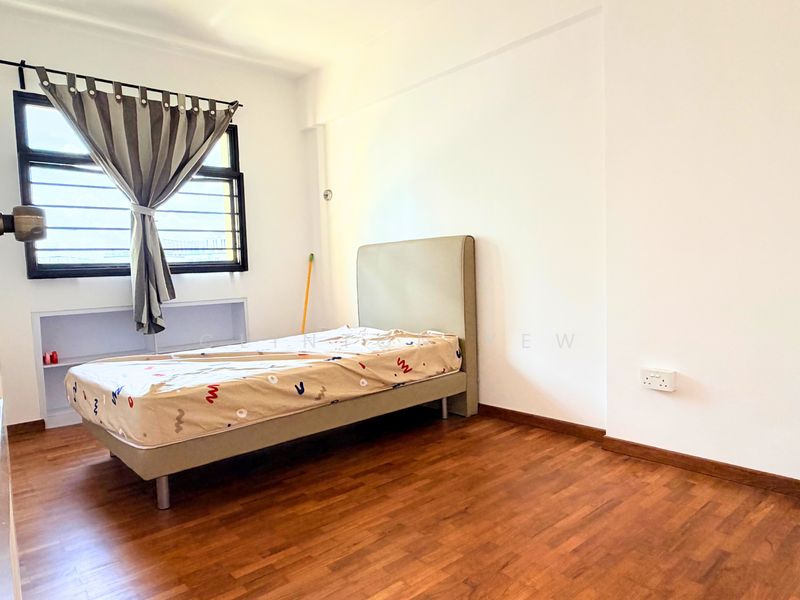 For Rent - 482 Admiralty Link