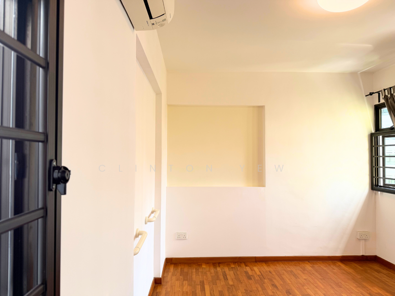 For Rent - 482 Admiralty Link