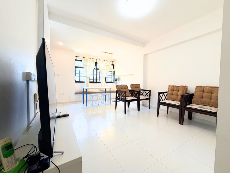 For Rent - 482 Admiralty Link