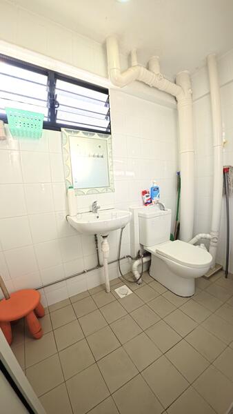 Common toilet- HIP done
