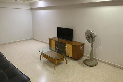 For Sale - 295 Tampines Street 22