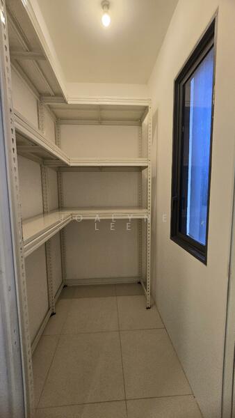 Maidsroom/Store