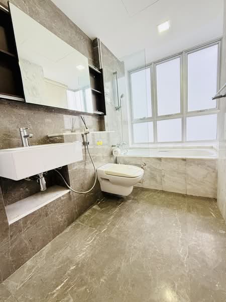 The Parc Condominium, 9 West Coast Walk, Room Rental, 200 sqft, Condominium For Rent, by Young Chng, 60158354 - Bathroom - PropertyGuru.com.sg