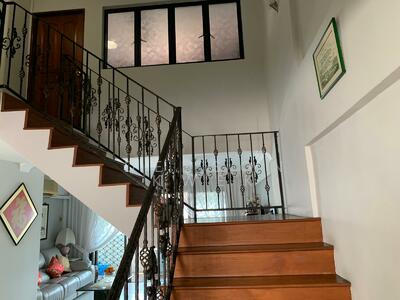 For Sale - 221 Bukit Batok East Avenue 3