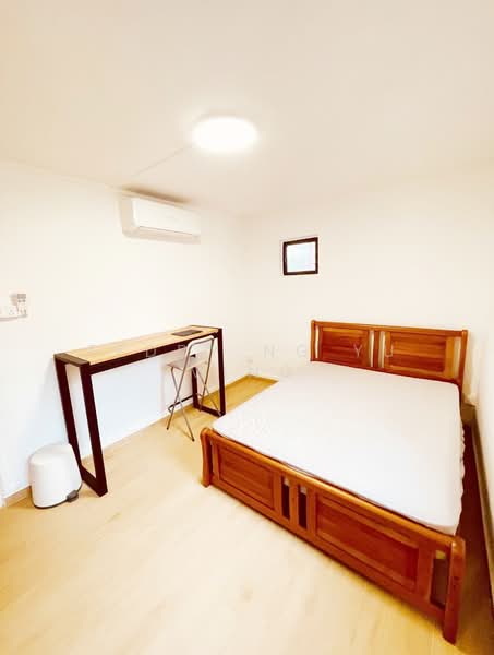 182 Bukit Batok West Avenue 8, 182 Bukit Batok West Avenue 8, Room Rental, 118 sqft, HDB Flat For Rent, by Teddy Ng Yu Ming, 60158421 - Bedroom - PropertyGuru.com.sg