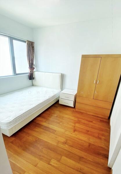 The Interweave Condominium For Sale at S$ 1,050,000 | PropertyGuru Singapore - Bedroom