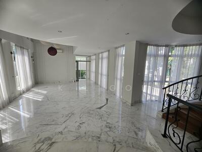 For Rent - ⭐️⭐️LANDED7772@DETACHED WITH BASEMENT AND POOL, NEAR BOTANIC GARDEN, STEVEN MRT