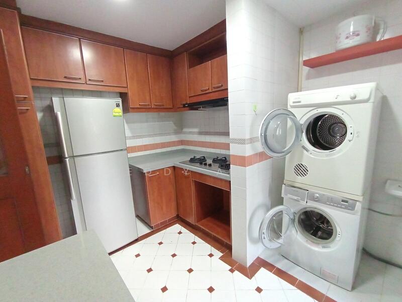 For Rent - Montrosa