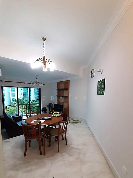 For Rent - Montrosa
