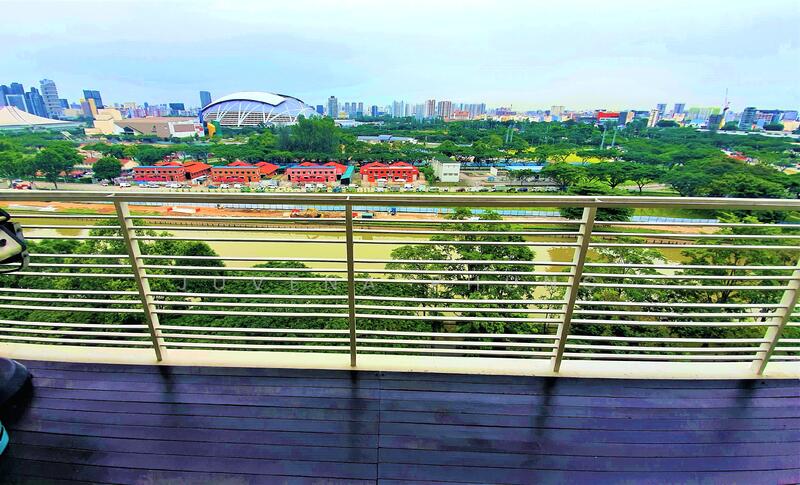 Balcony / Planter