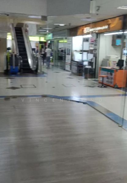 Bukit Timah Shopping Centre, 170 Upper Bukit Timah Road, Clementi Park / Upper Bukit Timah, 301 sqft, Mall Shop For Rent, by Vincent Ong, 60158841 - Corridor - CommercialGuru.com.sg