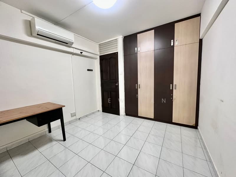 721 Yishun Street 71, 721 Yishun Street 71, 3 Bedrooms, 903 sqft, HDB Flat For Sale, by Andrew Tan, 60158860 - Bedroom - PropertyGuru.com.sg