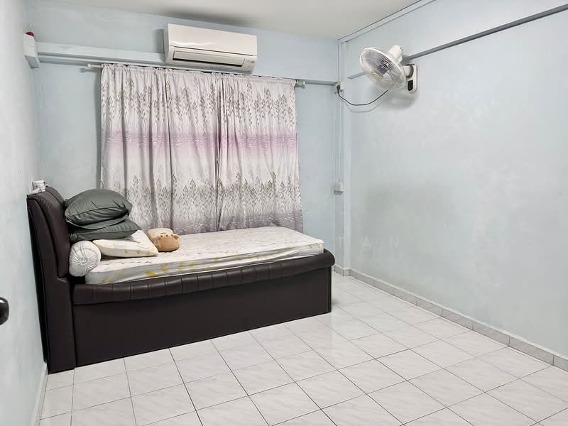 721 Yishun Street 71, 721 Yishun Street 71, 3 Bedrooms, 903 sqft, HDB Flat For Sale, by Andrew Tan, 60158860 - Bedroom - PropertyGuru.com.sg