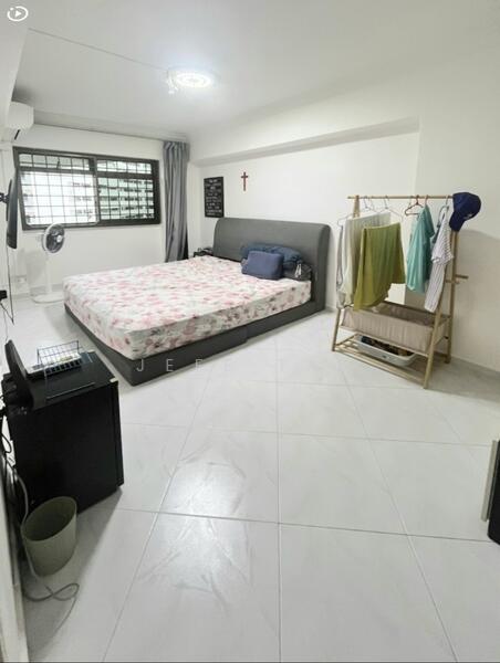 For Rent - 223C Compassvale Walk