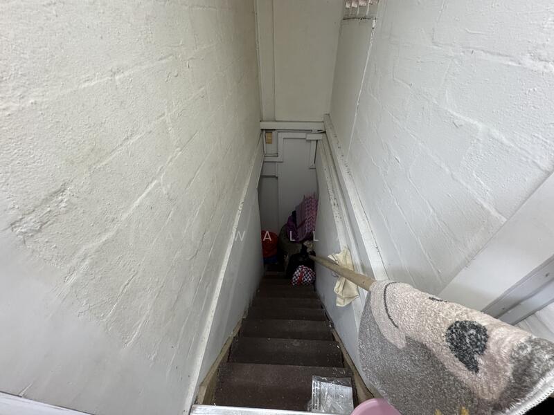 129 Kim Tian Road, , 1,894 sqft, Shop / Shophouse For Sale, by Kai Wallace, 60158994 - Stairs - CommercialGuru.com.sg