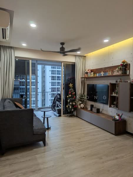 Lake Life, 4 Tao Ching Road, 3 Bedrooms, 1,119 sqft, Executive Condominium For Sale, by Daniel Song, 60159064 - Living Room - PropertyGuru.com.sg