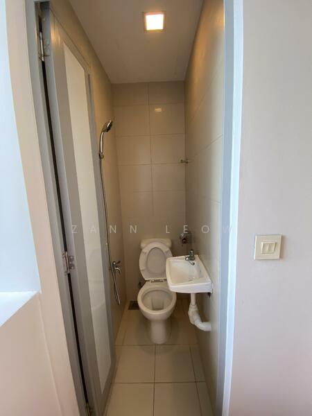 Yard toilet 