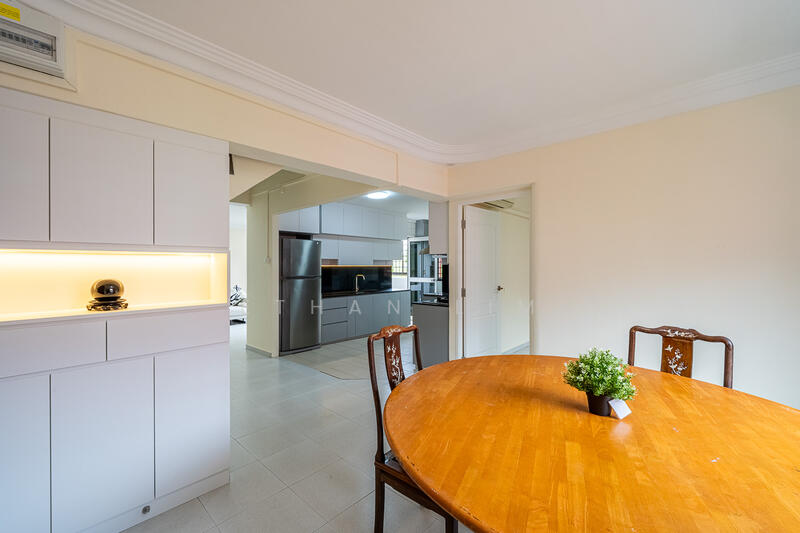 For Rent - 221 Hougang Street 21