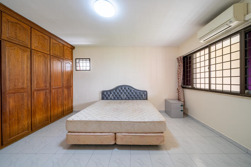 For Rent - 221 Hougang Street 21