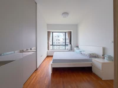 For Rent - The Palette