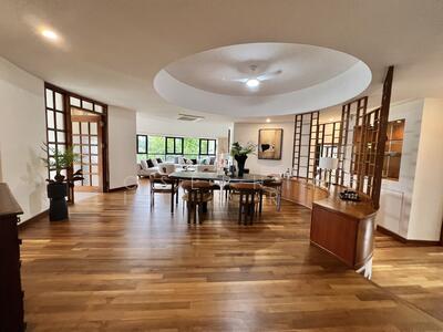 For Sale - The Draycott