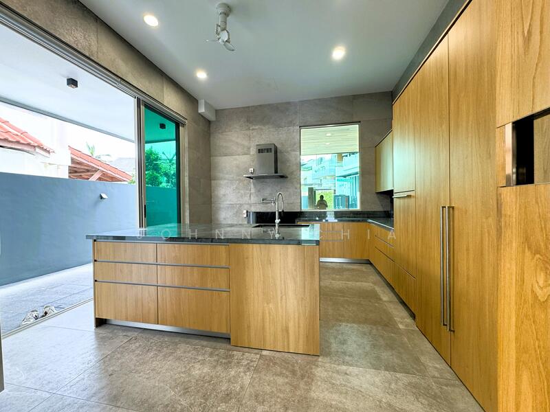 For Sale - Jalan Chengam