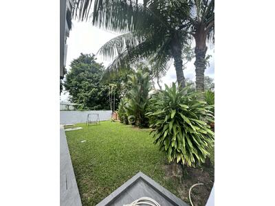 For Rent - Sixth Avenue Bungalow 独栋别墅