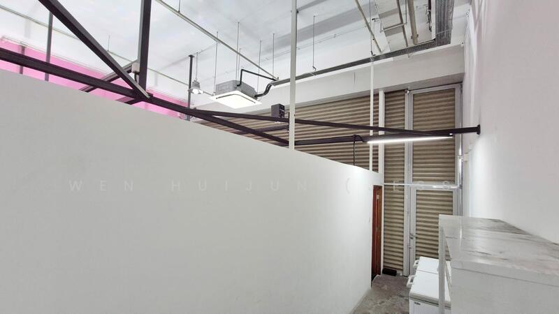 Wcega Plaza, 1 Bukit Batok Crescent, 3,190 sqft, Light Industrial (B1) For Rent, by Wen Huijun (Jess), 60159607 - Corridor - CommercialGuru.com.sg