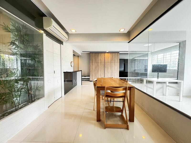 For Sale - 20 Holland Drive